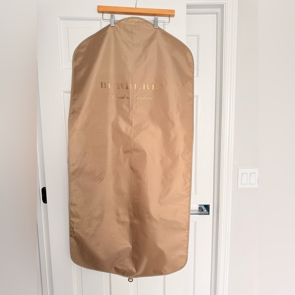 Authentic Burberry Beige Gold Logo Garment/ Travel dust bag